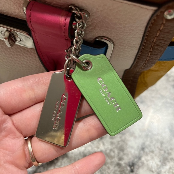 Coach Swagger 21 carryall rainbow bag - Picture 5 of 15